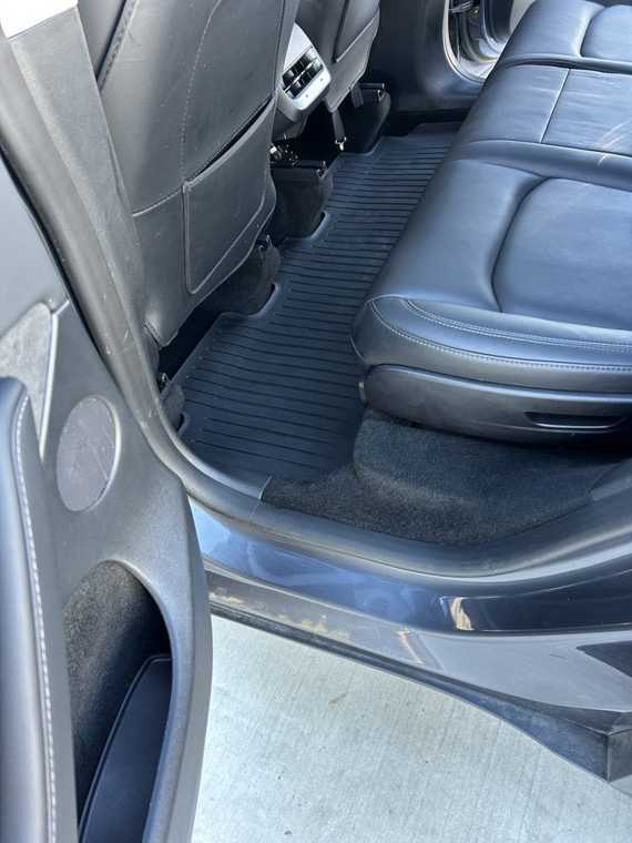 Prestige Worldwide Mobile Carwash work 6